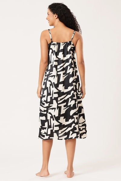 Chic Printed Long Nighty & Robe in Black - Satin