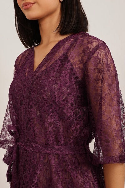 Chic Basic Sheer Robe in Wine - Lace