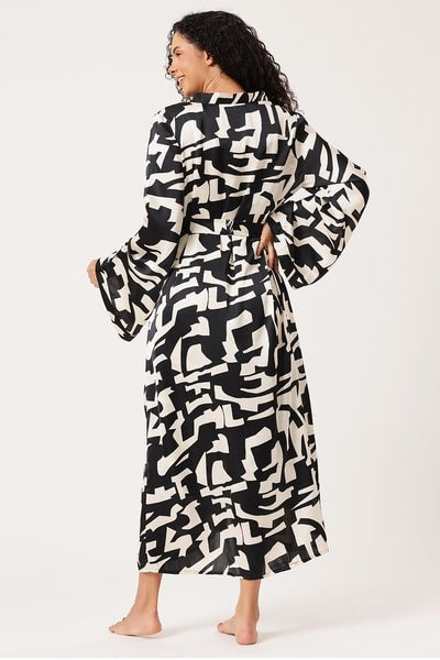 Chic Printed Long Nighty & Robe in Black - Satin