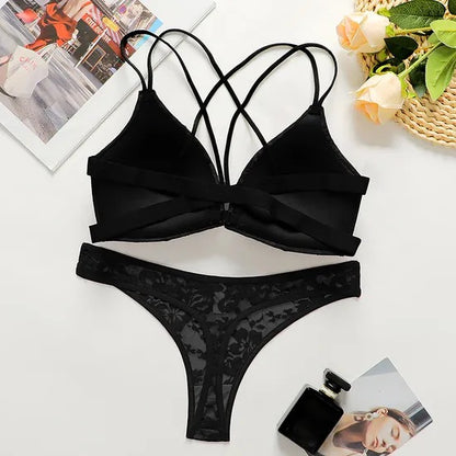 Front-Closure Floral Lace Bra & Panty Set