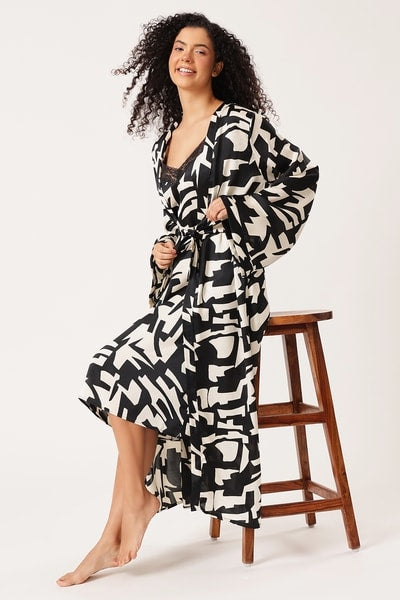 Chic Printed Long Nighty & Robe in Black - Satin